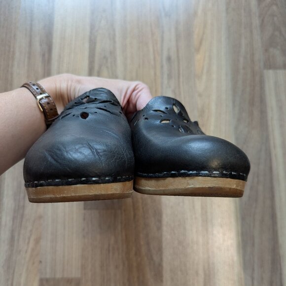 Swedish Hasbeens Black Leather Toffel Clogs Wood Heel EU 40 (Right Damaged) - Picture 5 of 9